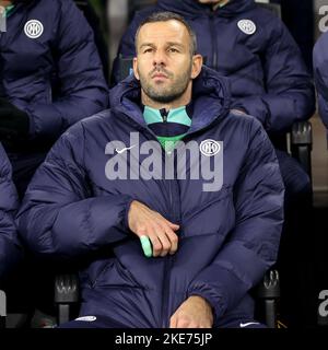 Milan, Italy. 09th Nov, 2022. Italy, Milan, nov 9 2022: Samir Handanovic (fc Inter goalkeeper) seated in the bench prior the kick-off about soccer game FC INTER vs BOLOGNA FC, Serie A 2022-2023 day14 San Siro stadium (Photo by Fabrizio Andrea Bertani/Pacific Press) Credit: Pacific Press Media Production Corp./Alamy Live News Stock Photo