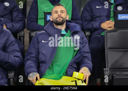 Milan, Italy. 09th Nov, 2022. Italy, Milan, nov 9 2022: Marcelo Brozovic (fc Inter midfielder) seated in the bench prior the kick-off about soccer game FC INTER vs BOLOGNA FC, Serie A 2022-2023 day14 San Siro stadium (Photo by Fabrizio Andrea Bertani/Pacific Press) Credit: Pacific Press Media Production Corp./Alamy Live News Stock Photo