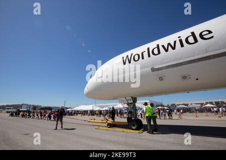 Team pulling a UPS airplane at the Special Olympics of Southern ...
