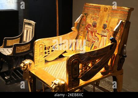 The golden throne found in Tutankhamun's tomb Stock Photo