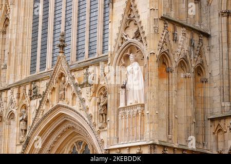 The new statue of the late Queen Elizabeth II by Richard Bossons and unveiled by HRH King Charles III on 9th November at York Minster,North Yorkshire Stock Photo