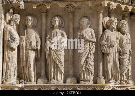 Detail of the sculptures on the jamb of the Coroneria Door, Cathedral of Burgos, Spain. Stock Photo