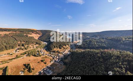 Germany, Thuringia, Goldisthal, village, dam, dam wall, largest pumped storage power plant in Germany, forest, mountains, valleys, overview, overview, aerial photo Stock Photo