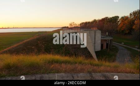 Coastal artillery Battery Arnold, at Fort Mott, Delaware River in the background, sunset view, Pennsville, NJ, USA Stock Photo