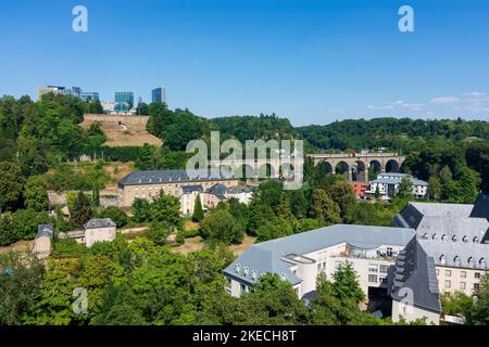 Luxembourg City (Lëtzebuerg / Luxemburg), Alzette valley and district Pfaffenthal, railway viaduct, Plateau Kirchberg in old town, Luxembourg Stock Photo