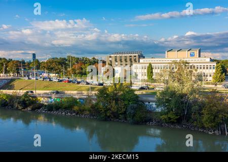 Vienna, Atominstitut (Atomic Institute) of Technische Universität Wien (Technical University of Vienna), river Donaukanal in 02. Leopoldstadt, Wien, Austria Stock Photo