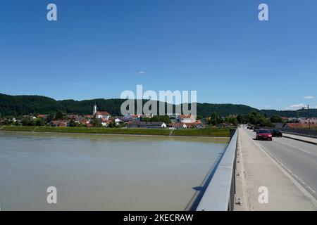 Germany, Bavaria, Upper Bavaria, Altötting county, Marktl am Inn, village view, Inn, Inn bridge Stock Photo