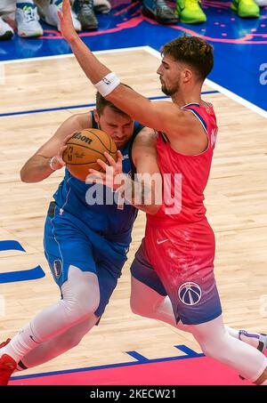 NBA basketball game between the Washington Wizards and the Dallas Mavericks Stock Photo