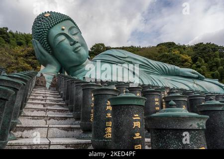 The giant reclining Buddha statue at Nanzoin, a Shingon Buddhist temple in Sasaguri, Fukuoka Prefecture, Japan. Stock Photo