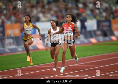 Mujinga Kambundji, Delphine Nkansa, Tatjana Pinto. 100m Women semifinal
