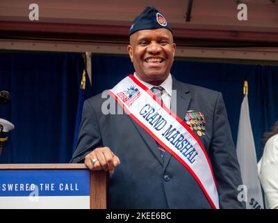 New York, New York, USA. 11th Nov, 2022. Grand Marshal of the parade VINCE M. PATTON III the Eighth Master Chief Petty Officer of the US Coast Guard. He was a 30 year veteran of the USCG. Thousands marched up Fifth Ave in the annual NYC Veterans Day Parade honoring those who served. Despite the steady rain the largest celebration of service in the nation stepped off with marchers, bands and service members from every branch of service. (Credit Image: © Milo Hess/ZUMA Press Wire) Stock Photo