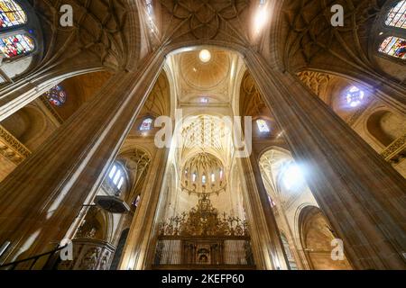 Segovia, Spain - Nov 27, 2021: Ancient architecture ceiling of Cathedral of Segovia interior view in Spain. Stock Photo