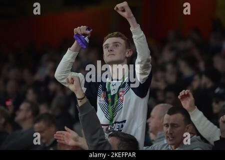 London, UK. 12th Nov 2022. England fan celebrates  Rugby League World Cup 2021 semi final between England and Samoa at The Emirates, Arsenal, London, UK on November 12 2022   (Photo by Craig Cresswell/Alamy Live News) Stock Photo