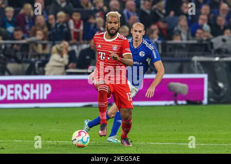 GELSENKIRCHEN, GERMANY - NOVEMBER 12: Eric Maxim Choupo Moting of Bayern Munchen during the German Bundesliga match between FC Schalke 04 and Bayern Munchen at Veltins Arena on November 12, 2022 in Gelsenkirchen, Germany (Photo by Marcel ter Bals/Orange Pictures) Stock Photo