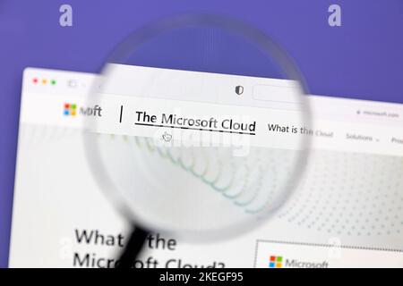 Ostersund, Sweden - Sep 20, 2022: The MIcrosoft Cloud website on a computer screen. Microsoft Cloud is a technology platform developed by Microsoft. Stock Photo