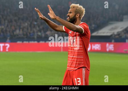 GELSENKIRCHEN - Eric Maxim Choupo Motiing of FC Bayern Munich celebrates his goal during the Bundesliga match between FC Schalke 04 and FC Bayern Munich at Veltins-Arena on November 12, 2022 in Gelsenkirchen, Germany. ANP | Dutch Height | GERRIT FROM COLOGNE Stock Photo