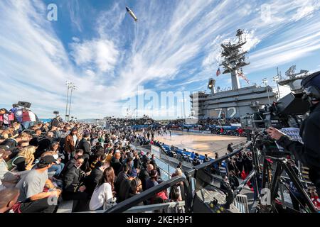 San Deigo, United States of America. 11 November, 2022. Gonzaga Bulldogs and the Michigan State Spartans compete, during the 2022 ESPN Armed Forces Classic Carrier Edition, held on the flight deck of the Nimitz-class aircraft carrier USS Abraham Lincoln at Naval Air Station North Island, November 11, 2022 in San Diego, California. Gonzaga Bulldogs beat the Michigan State Spartans 64-63. Credit: MC3 Thaddeus Berry/US Navy Photo/Alamy Live News Stock Photo