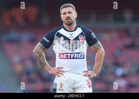 London, UK. 12th Nov, 2022. Emirates Stadium, London, 12th November 2022. England Rugby League vs Samoa Rugby League in the Rugby League World Cup 2021 Semi-Final Micky McIlorum of England Rugby League Credit: Touchlinepics/Alamy Live News Stock Photo