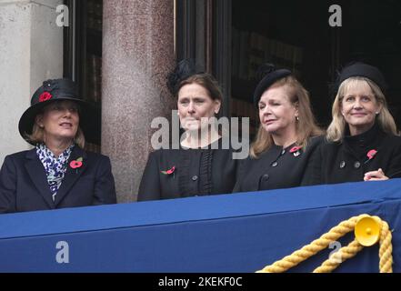 Sarah Brown (second left) the wife of former prime minister Gordon Brown, stands on a balcony at the Foreign, Commonwealth and Development Office (FCDO) on Whitehall, during the Remembrance Sunday service at the Cenotaph in London. Picture date: Sunday November 13, 2022. Stock Photo