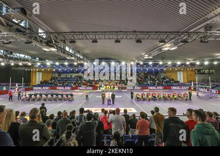 Sheffield, UK. 13th Nov, 2022. The England team sing the National Anthem ‘God Save The King' during the Wheelchair Rugby League World Cup 2021 Semi Final match England vs Wales at English Institute of Sport Sheffield, Sheffield, United Kingdom, 13th November 2022 (Photo by Mark Cosgrove/News Images) in Sheffield, United Kingdom on 11/13/2022. (Photo by Mark Cosgrove/News Images/Sipa USA) Credit: Sipa USA/Alamy Live News Stock Photo