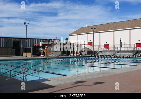 SANTA ANA, CALIFORNIA - 11 NOV 2022: Swimming Pool on the Campus of Santa Ana College. Stock Photo