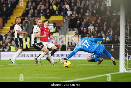 Manchester United's Alejandro Garnacho (3rd left) scores his side's second goal of the game during the Premier League match at Craven Cottage, London. Picture date: Sunday November 13, 2022. Stock Photo