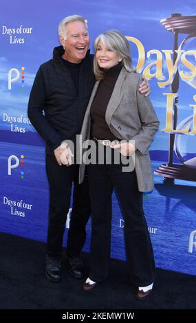 Drake Hogestyn and Deidre Hall arriving at the 'Days of Our Lives' Day of Days 2022 Fan Event held at the J.W. Marriott at LA LIVE in Los Angeles, CA on November 12, 2022. © Janet Gough / AFF-USA.COM Stock Photo