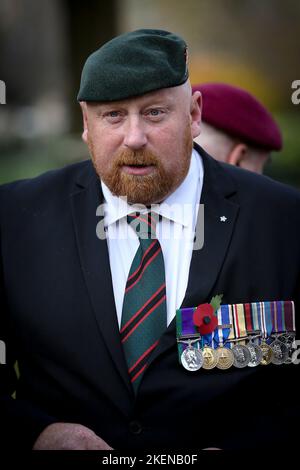 Remembrance Sunday 2022 The Cenotaph, Hamilton Square, Birkenhead Sunday 13th November 2022 Pic by Chris Stading Stock Photo