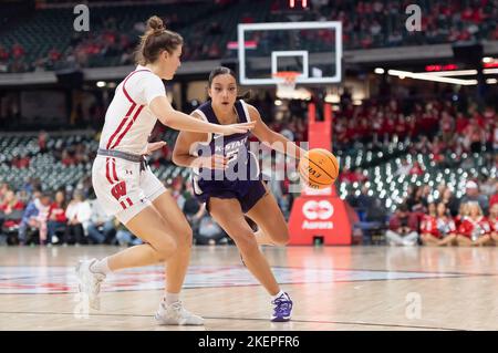 Milwaukee, WI, USA. 11th Nov, 2022. Kansas State Wildcats guard Brylee Glenn #5 dribbles around Wisconsin Badgers guard Julie Pospisilova #5 during NCAA basketball game between the Kansas State Wildcats and the Wisconsin Badgers at American Family Field in Milwaukee, WI. Kansas State defeated Wisconsin 77-63.Kirsten Schmitt/CSM/Alamy Live News Stock Photo