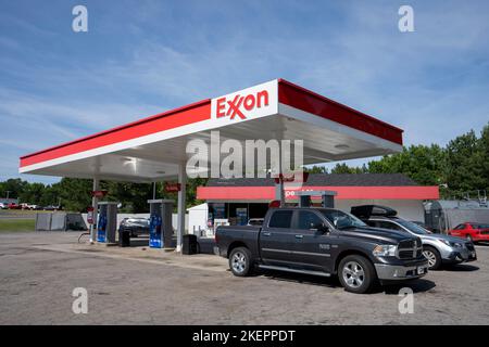 Exterior view of an Exxon gas station in Oxford, North Carolina, seen on Sunday, June 19, 2022. Stock Photo