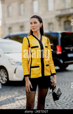 Sabina Jakubowicz seen wearing a Louis Vuitton petite malle bag, big  News Photo - Getty Images