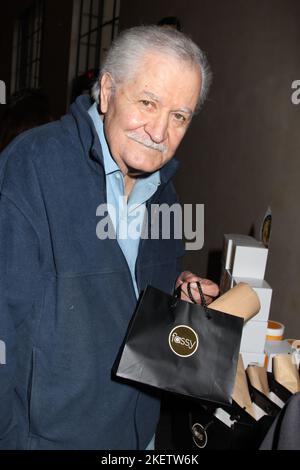 Legendary soap opera actor John Aniston passed away on November 11, 2022 at the age of 89 in Los Angeles, Ca.  John Aniston  Official Daytime Emmy Awards Gifting Suite - Held at the Warner Bros. Lot on April 24, 2015. ©Steven Bergman / AFF-USA.COM Stock Photo