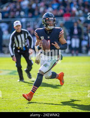 Chicago, IL, USA. 13th Nov, 2022. Chicago Bears #24 Khalil Herbert in  action during a game against the Detroit Lions in Chicago, IL. Mike  Wulf/CSM/Alamy Live News Stock Photo - Alamy