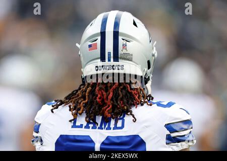 Dallas Cowboys wide receiver CeeDee Lamb (88) carries the ball against the  Washington Commanders during an NFL football game in Arlington, Texas,  Sunday, Oct. 2, 2022. (AP Photo/Ron Jenkins Stock Photo - Alamy