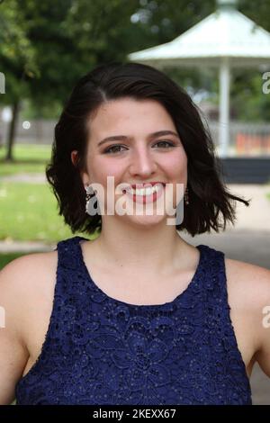 Summertime Sunflowers, Back Yard Stock Photo - Alamy