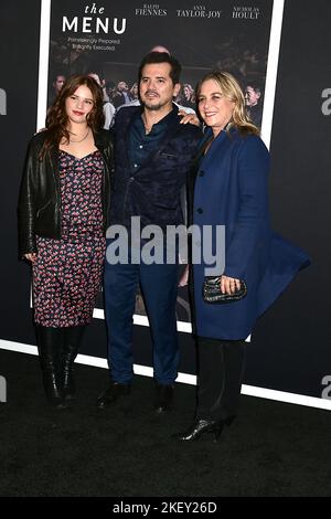 John Leguizamo, wife Justine and daughter attends the New York Premiere of 'The Menu' on November 14, 2022 at AMC Lincoln Square in New York, New York, USA. Robin Platzer/ Twin Images/ Credit: Sipa USA/Alamy Live News Stock Photo