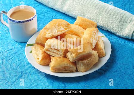 Two Tea Cups With Khari Biscuits Photo Background And Picture For Free  Download - Pngtree