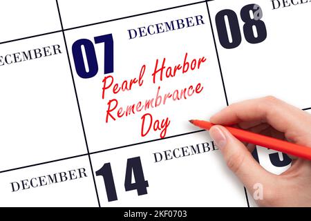 December 7th. Hand writing text Pearl Harbor Remembrance Day on calendar date. Save the date. Holiday.  Day of the year concept. Stock Photo