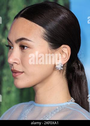 English actress Jessica Henwick wearing a Tory Burch dress arrives at the Los Angeles Premiere Of Netflix's 'Glass Onion: A Knives Out Mystery' held at the Academy Museum of Motion Pictures on November 14, 2022 in Los Angeles, California, United States. (Photo by Xavier Collin/Image Press Agency/NurPhoto) Credit: NurPhoto/Alamy Live News Stock Photo