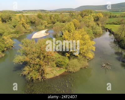 Die Ognon, einer der wildesten Flüsse von Frankreich, durchfliesst die Franche-Comté Stock Photo
