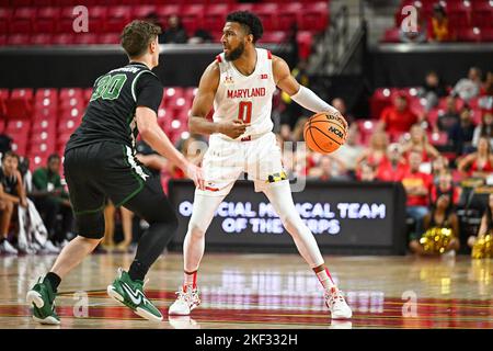 College Park, MD, USA. 15th Nov, 2022. Maryland Terrapins guard Don Carey (0) dribbles the ball during the NCAA basketball game between the Maryland Terrapins and the Binghamton Bearcats at Xfinity Center in College Park, MD. Reggie Hildred/CSM/Alamy Live News Stock Photo