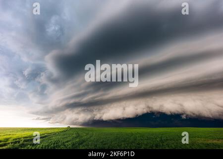 Supercell thunderstorm with dramatic storm clouds over the plains of South Dakota. Stock Photo