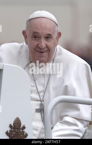 Vatican City, Vatican, 16 November, 2022. Pope Francis arrives for his weekly general audience in St. Peter's Square. Maria Grazia Picciarella/Alamy Live News Stock Photo
