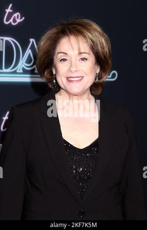 West Hollywood, USA. 15th Nov, 2022. LOS ANGELES - NOV 15: Donna Pescow at the Welcome to Chippendales Premiere at Pacific Design Center on November 15, 2022 in West Hollywood, CA (Photo by Katrina Jordan/Sipa USA) Credit: Sipa USA/Alamy Live News Stock Photo