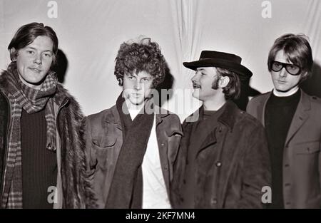 THE BYRDS US pop group in London in February 1967. From l:Mike Clark, Chris Hillman, Dave Crosby, Roger McGuinn Stock Photo