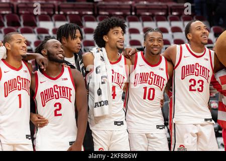 Columbus, Ohio, USA. 16th Nov, 2022. Ohio State Buckeyes players sing their alma mater after winning the game between the Eastern Illinois Panthers and the Ohio State Buckeyes at Value City Arena, Columbus, Ohio. (Credit Image: © Scott Stuart/ZUMA Press Wire) Stock Photo