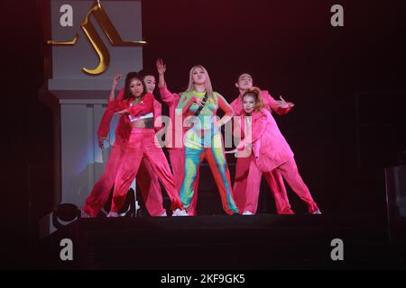 Hong Kong Canadian singer and actress Joyce Cheng held a live concert ...