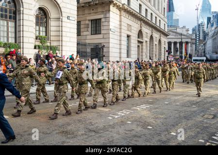 MOSSBOURNE HONOURABLE ARTILLERY COMPANY COMBINED CADET FORCE at the Lord Mayor's Show parade in the City of London, UK Stock Photo