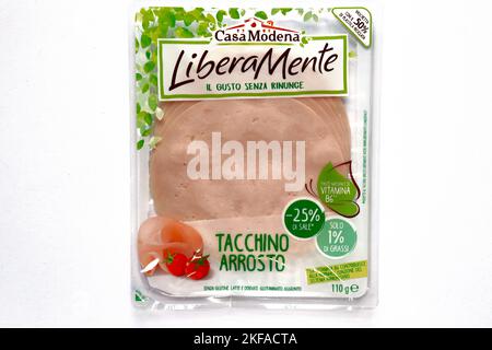 Casa Modena ROAST TURKEY pre-sliced in pre-packed tray. Casa Modena is ...