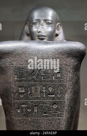Ancient Egyptian artifacts and hieroglyphics Stock Photo - Alamy